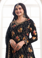 Lovely Looking Black Colour Salwar Suit